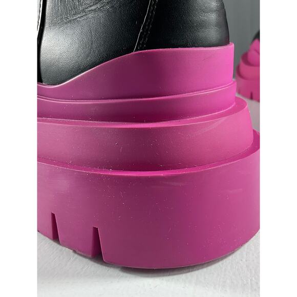 Bottega Veneta Flat Black Leather Triple Sole Leather Boots Size 6.5 - Picture 13 of 16